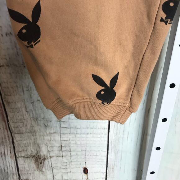 Playboy x Missguided logo print graphic high waisted relax sweatpants - Picture 10 of 10